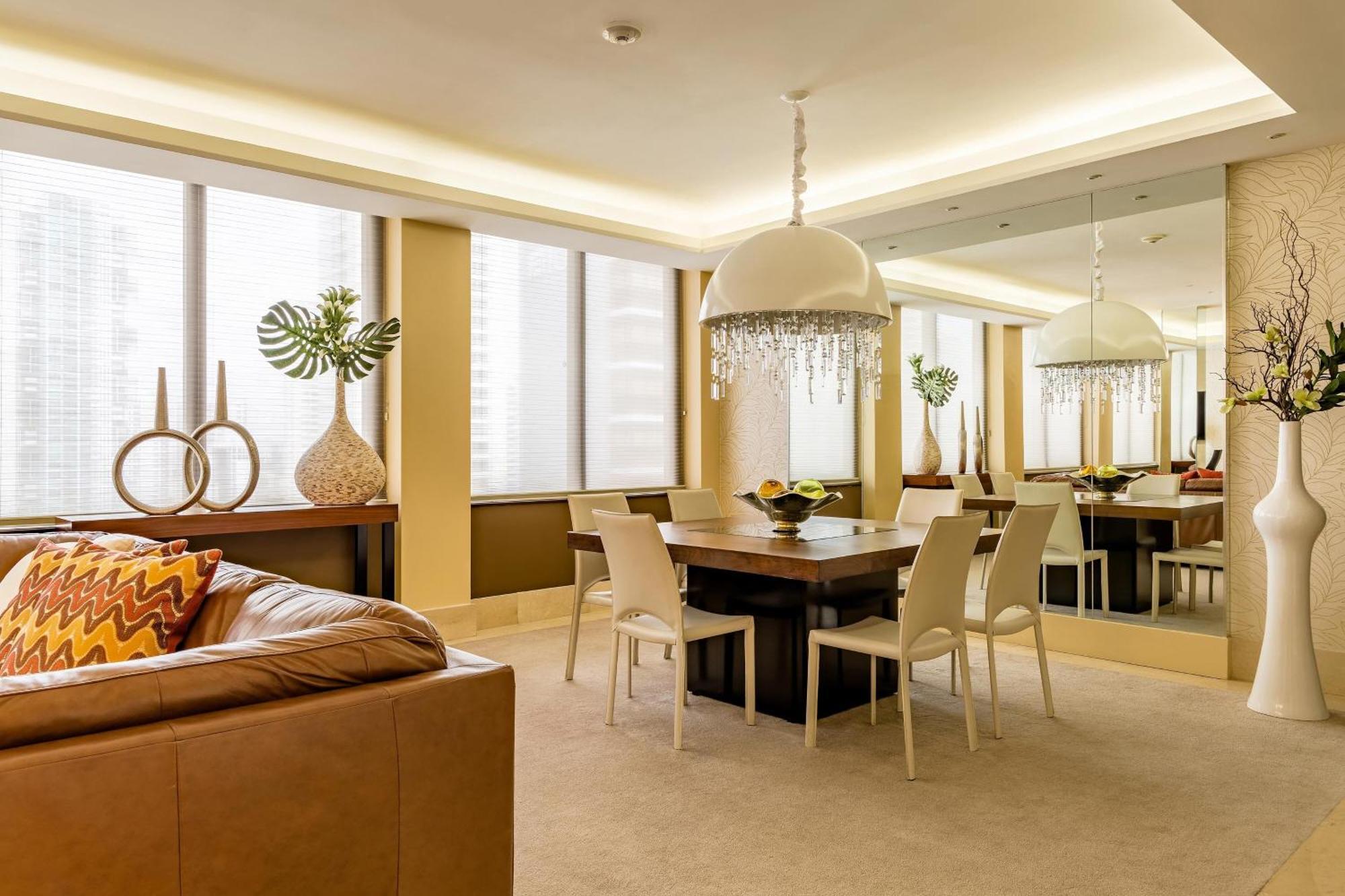 Sheraton Grand Hotel 5*
