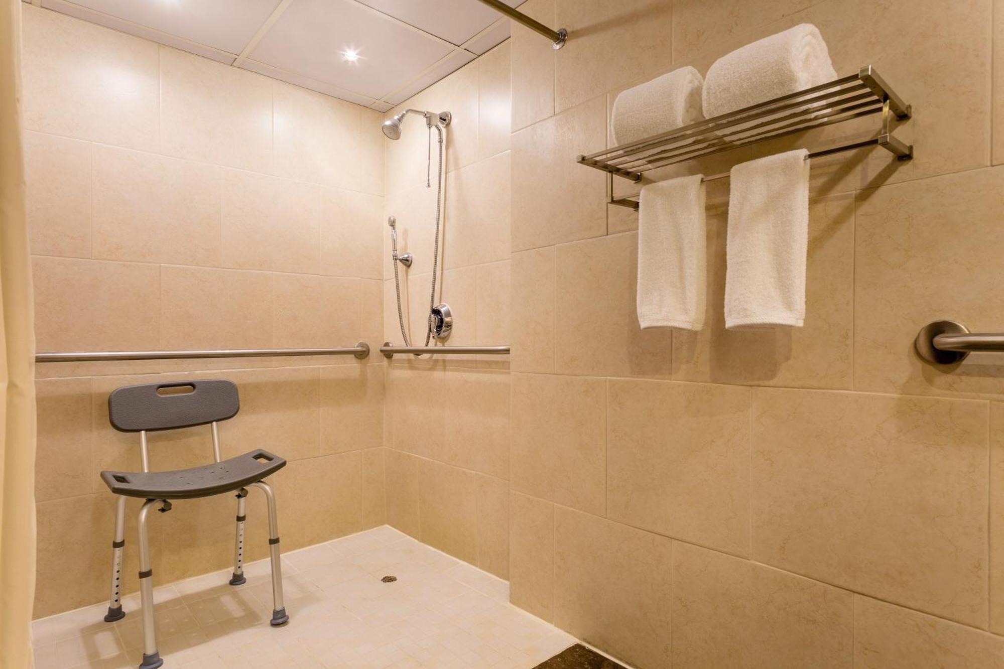 Hotel Sheraton Grand 5*